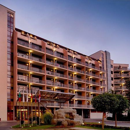 Apollo Spa Resort - Ultra All-Inclusive , Pools & Free Beach, Individual Ac In Every Room Golden Sands Exterior photo